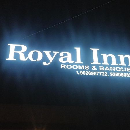 Royal Inn Lucknow Zewnętrze zdjęcie